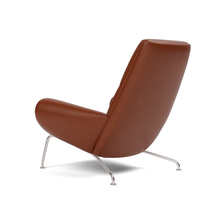 Fredericia Furniture Wegner Queen Chair 1010 Fåtölj - Cera 905 Russet Brown, vinkel 3